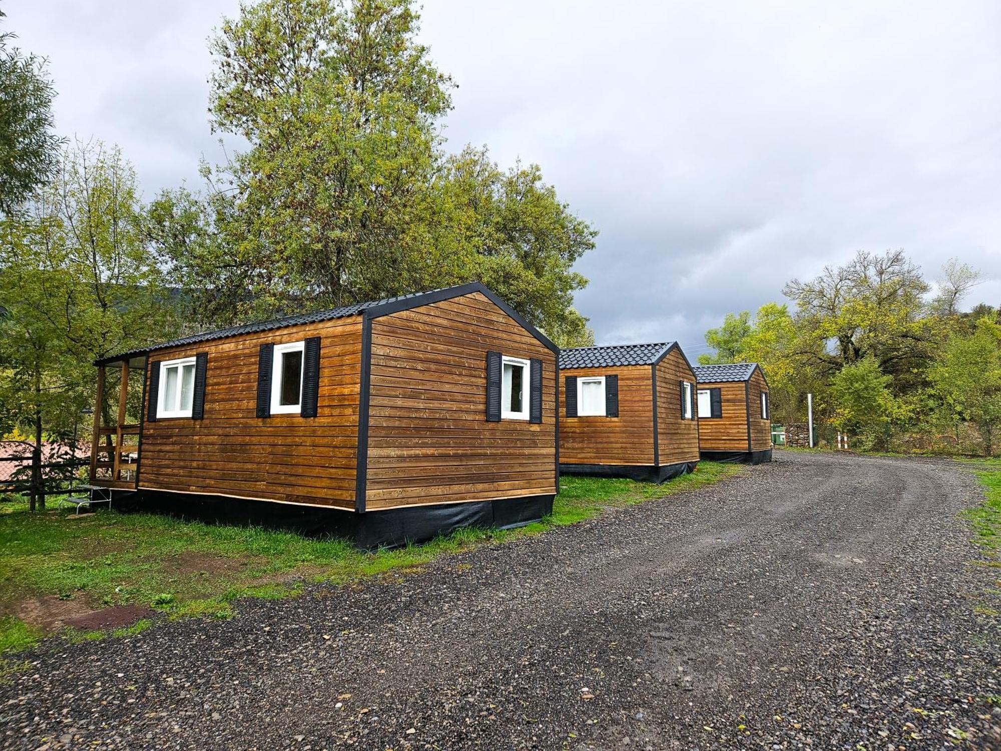 Bungalows Y Cabanas Solopuent Natur กาสเตียโญ เด ฮากา ภายนอก รูปภาพ