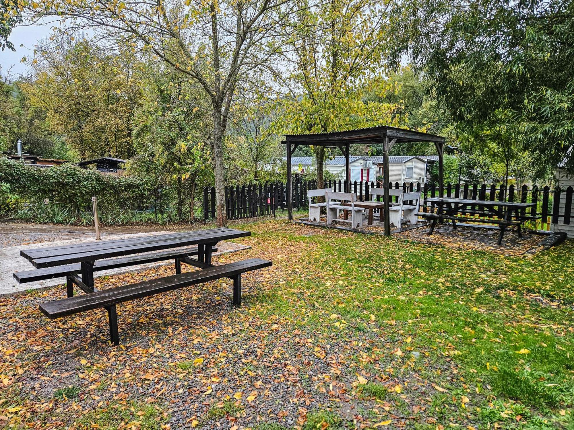 Bungalows Y Cabanas Solopuent Natur กาสเตียโญ เด ฮากา ภายนอก รูปภาพ