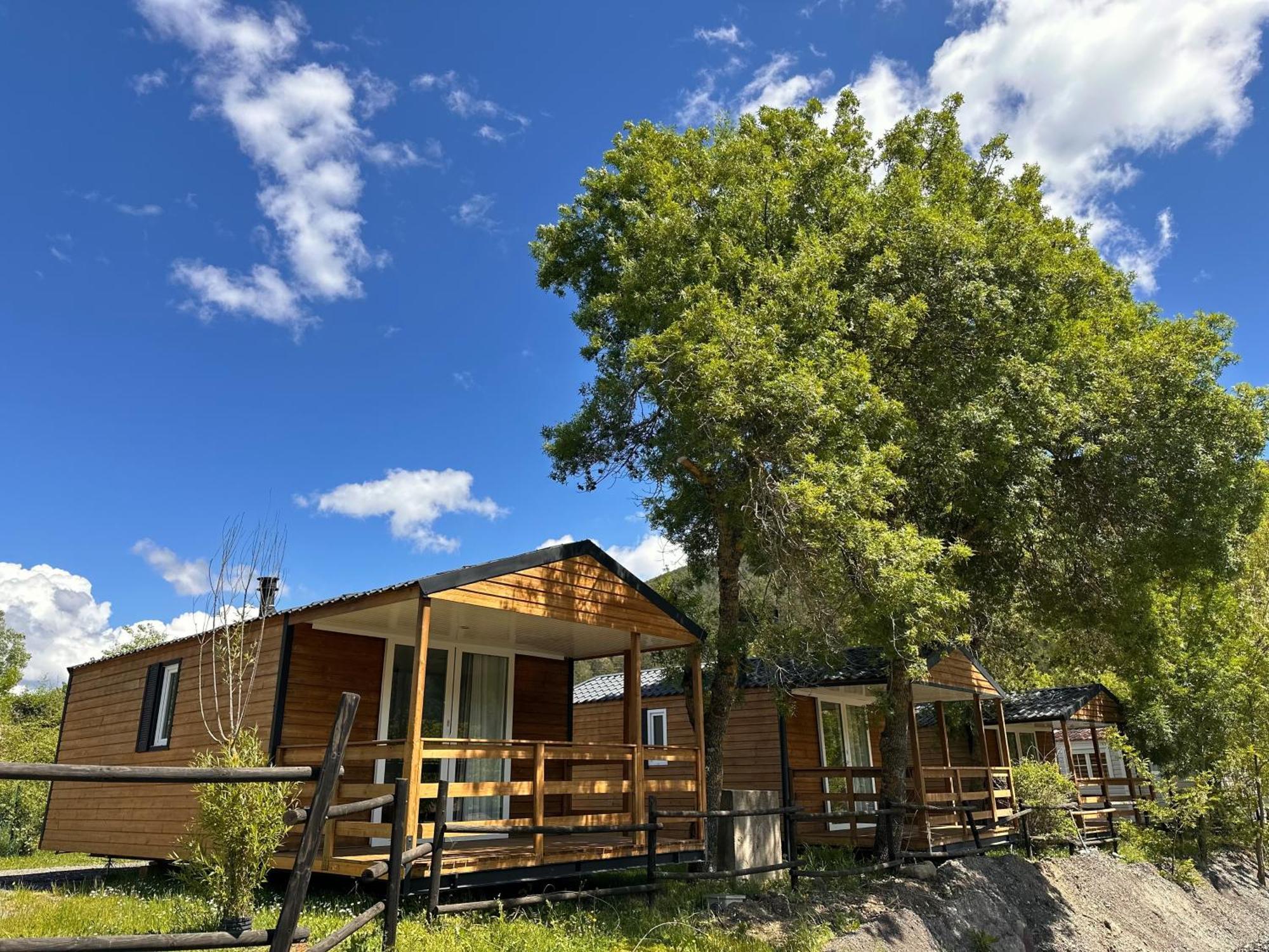 Bungalows Y Cabanas Solopuent Natur กาสเตียโญ เด ฮากา ภายนอก รูปภาพ