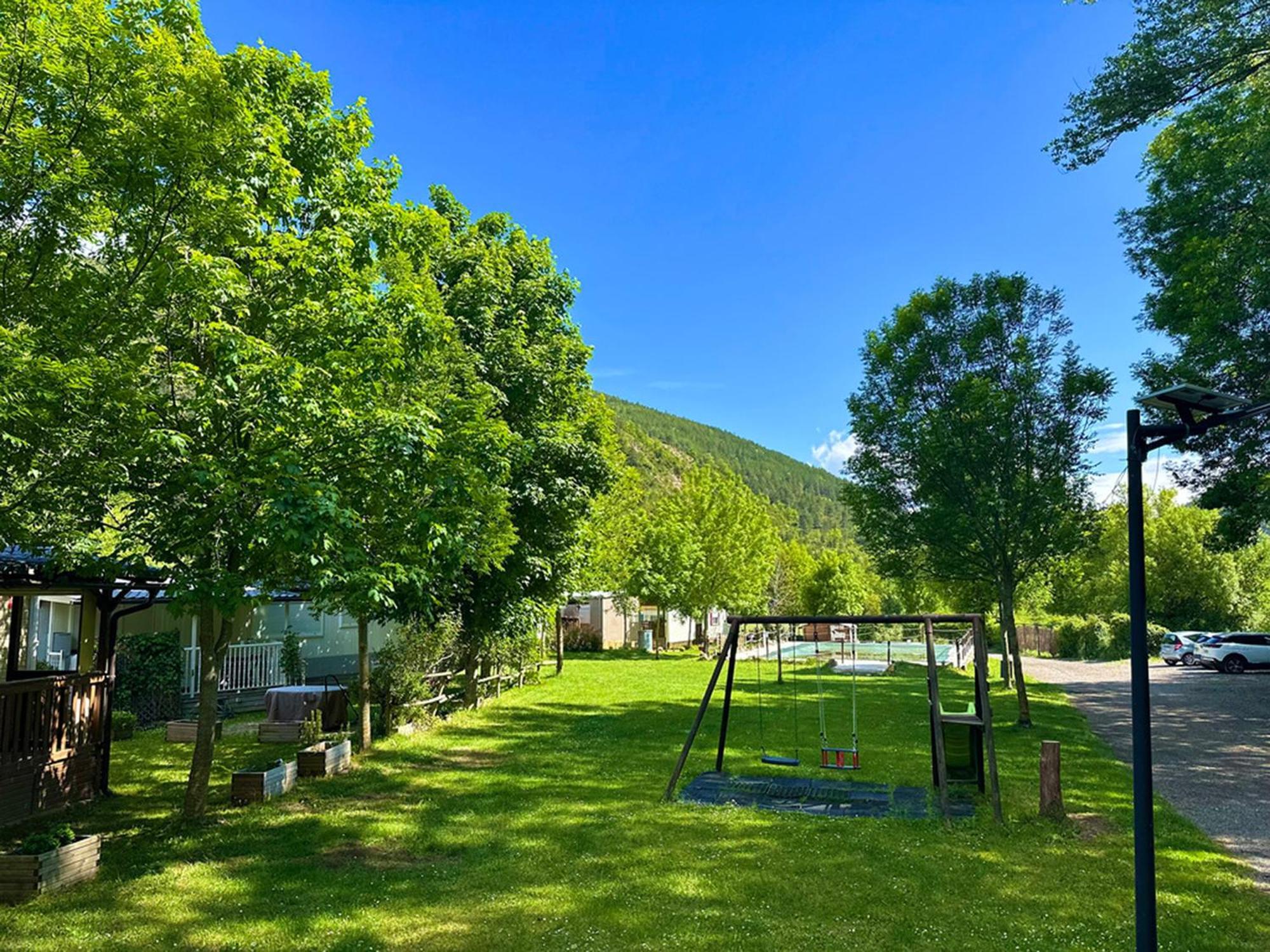 Bungalows Y Cabanas Solopuent Natur กาสเตียโญ เด ฮากา ภายนอก รูปภาพ