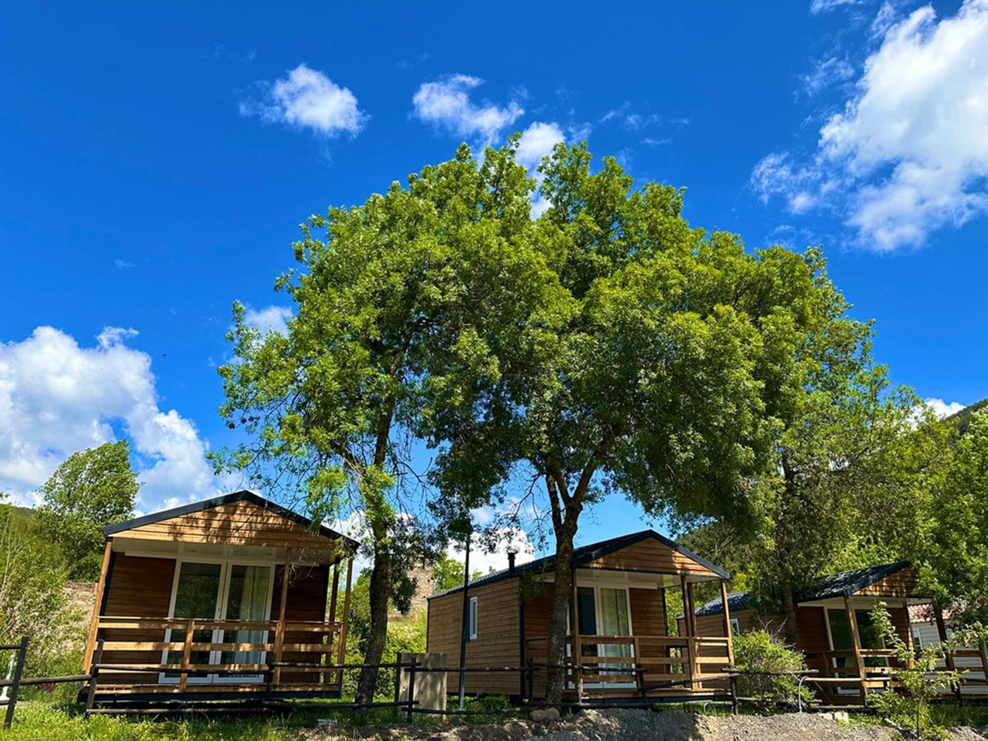 Bungalows Y Cabanas Solopuent Natur กาสเตียโญ เด ฮากา ภายนอก รูปภาพ