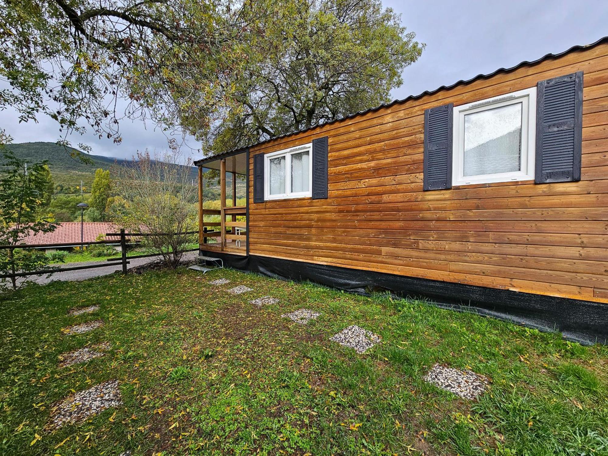 Bungalows Y Cabanas Solopuent Natur กาสเตียโญ เด ฮากา ภายนอก รูปภาพ